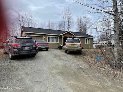 1559 N Pioneer Peak Dr Wasilla, AK 99654