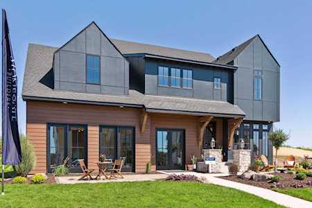 5284 Rolling Hills Parkway Victoria, MN 55318