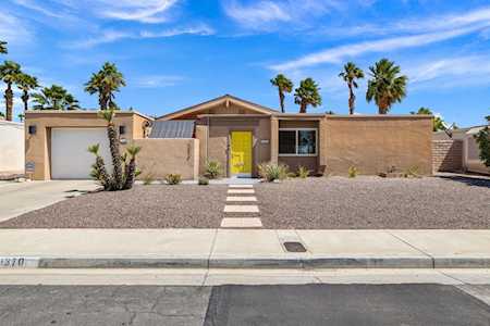 1370 E Luna Way Palm Springs, CA 92262