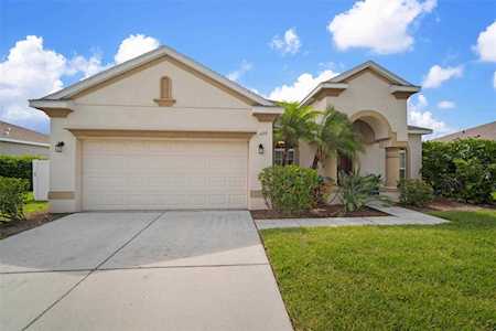429 York Dale Dr Ruskin, FL 33570
