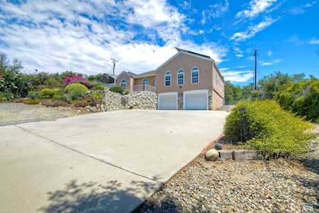 1491 Via Vista Fallbrook, CA 92028