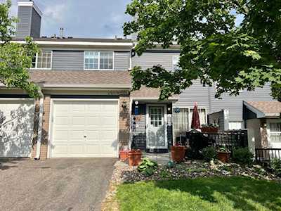 1765 Donegal Drive #9 Woodbury, MN 55125