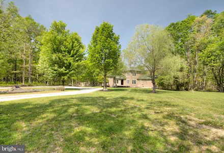 6330 Estelle Avenue Mays Landing, NJ 08330