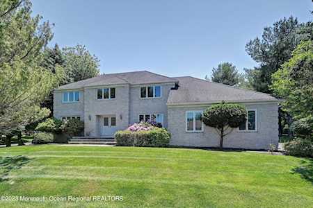 201 Nottingham Rd Morganville, NJ 07751