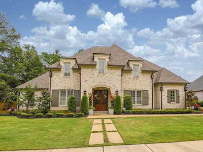 538 Lambs Brook Ln Collierville, TN 38017