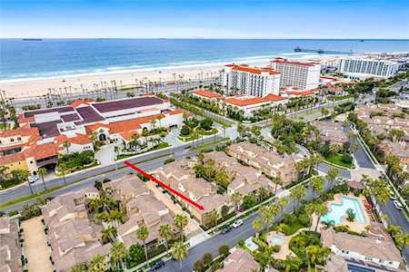 21335 Cieza Circle Huntington Beach, CA 92648