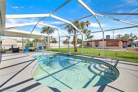 1637 Winkler Ave Fort Myers, FL 33901