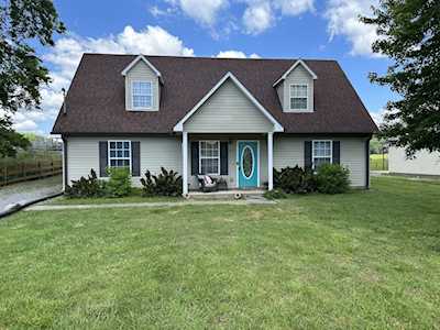 107 Eventine Dr Shelbyville, TN 37160