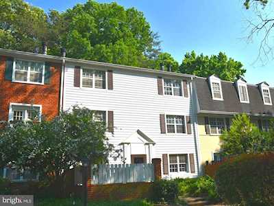 2653 A S Walter Reed Dr S #A Arlington, VA 22206
