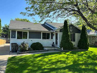 23371 Harvard Shore Dr Clinton Township, MI 48035