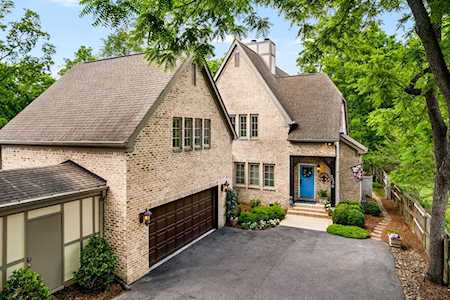 202B Woodmont Cir Nashville, TN 37205