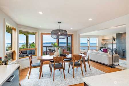 725 1st St S #201 Kirkland, WA 98033