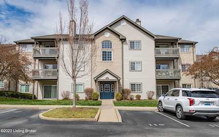10403 Trotters Pointe Dr #103 Louisville, KY 40241