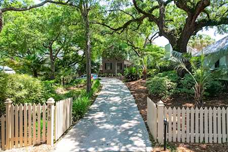 418 Royall Ave Mount Pleasant, SC 29464