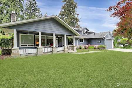 16833 19th Ave SW Normandy Park, WA 98166