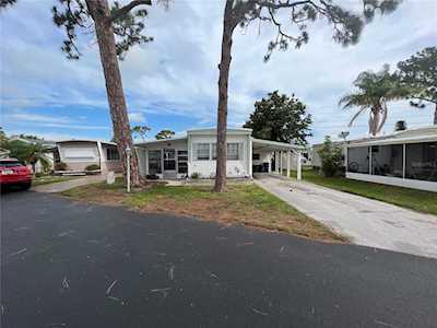 1800 Englewood Rd #142 Englewood, FL 34223