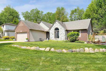 47485 Sugarbush Rd. Chesterfield, MI 48047