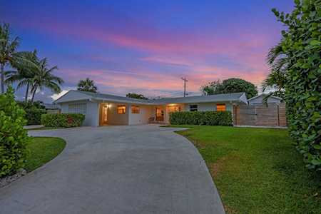 364 Mars Avenue Tequesta, FL 33469