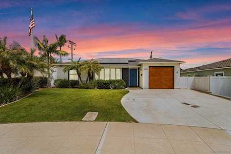 3652 Loma Way San Diego, CA 92106