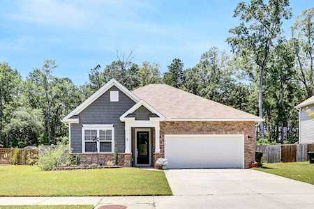 818 Neosho Ct Moncks Corner, SC 29461