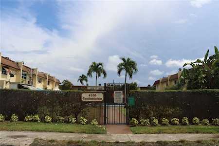 6546 SW 41st St #6546 Davie, FL 33314