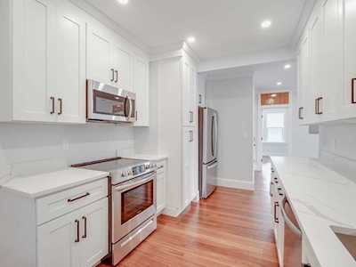 633 River St #6 Boston, MA 02126