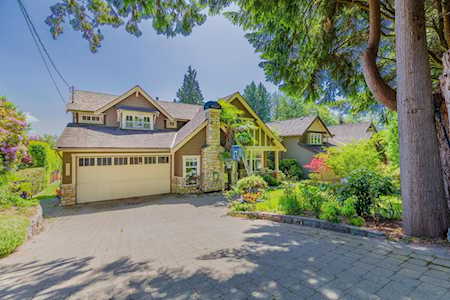 1630 Lawson Avenue West Vancouver, BC V7V 2C9
