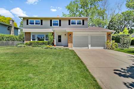 900 N Greenfield Ln Mount Prospect, IL 60056