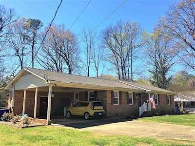 407 W Tenth Street Siler City, NC 27344