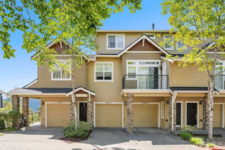 1877 16th Ln NE Issaquah, WA 98029