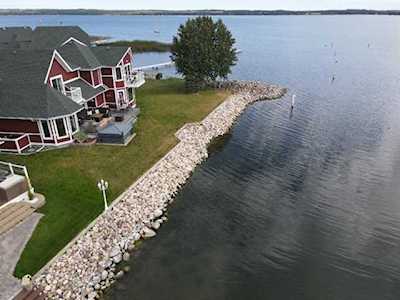 354 Marina Bay Place Sylvan Lake, AB T4S 1E9