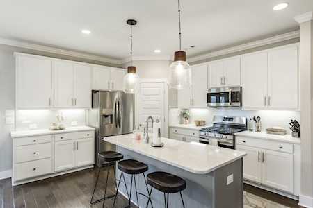 715 Canter Ln Hendersonville, TN 37075