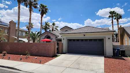 5509 Rose Thicket St Las Vegas, NV 89130