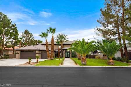 1700 Silver Oaks St Las Vegas, NV 89117
