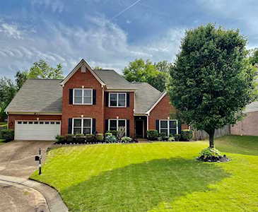9677 Cutter Ln Lakeland, TN 38002