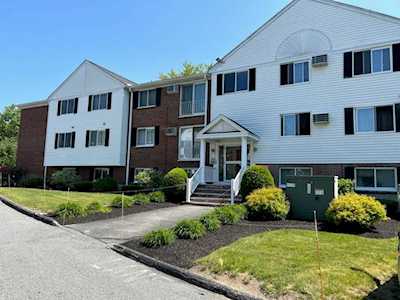 25 Clarks Rd #103 Amesbury, MA 01913
