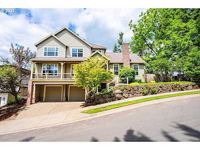 2115 Fircrest DR West Linn, OR 97068