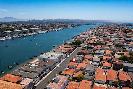 317 Via Lido Nord Newport Beach, CA 92663