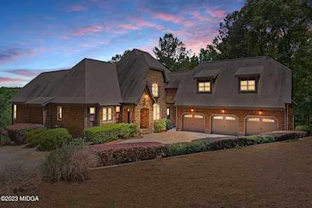 111 Forest Overlook Forsyth, GA 31029