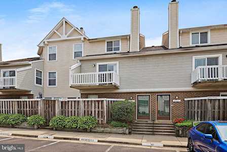 4351 Pembrook Village Dr #41 Alexandria, VA 22309