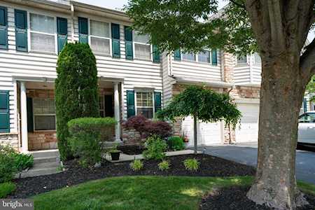 1829 Creekview Ln Jamison, PA 18929
