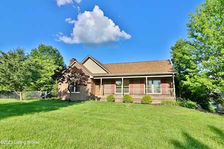 288 Aqua View Dr Shepherdsville, KY 40165