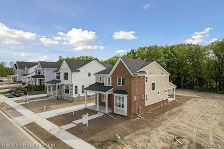 526 Downing St Plymouth, MI 48170