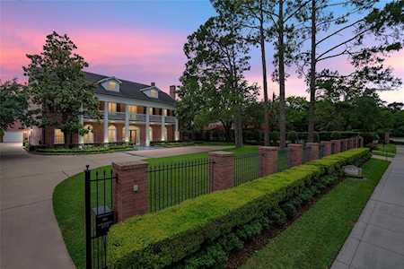 971 Kirby Dr Houston, TX 77019