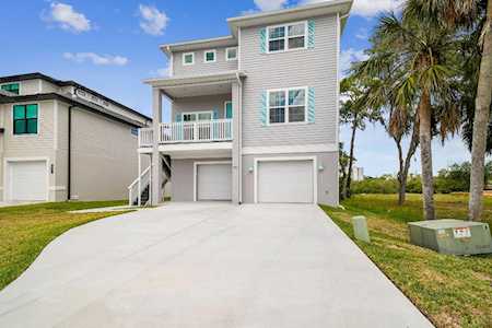5843 Elisabethan Ln New Port Richey, FL 34652