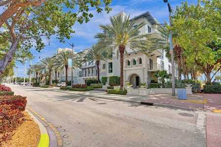 4510 El Mar Dr #402 Lauderdale By The Sea, FL 33308