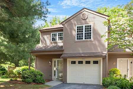 210A Ridgefield Cir #A Clinton, MA 01510