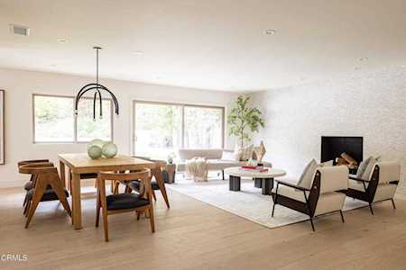 2749 Willowhaven Dr La Crescenta, CA 91214