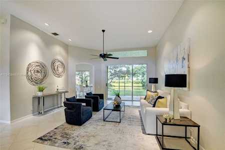 9042 Padova Dr Boynton Beach, FL 33472