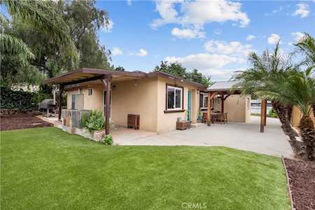 27829 Ferguson Dr Castaic, CA 91384